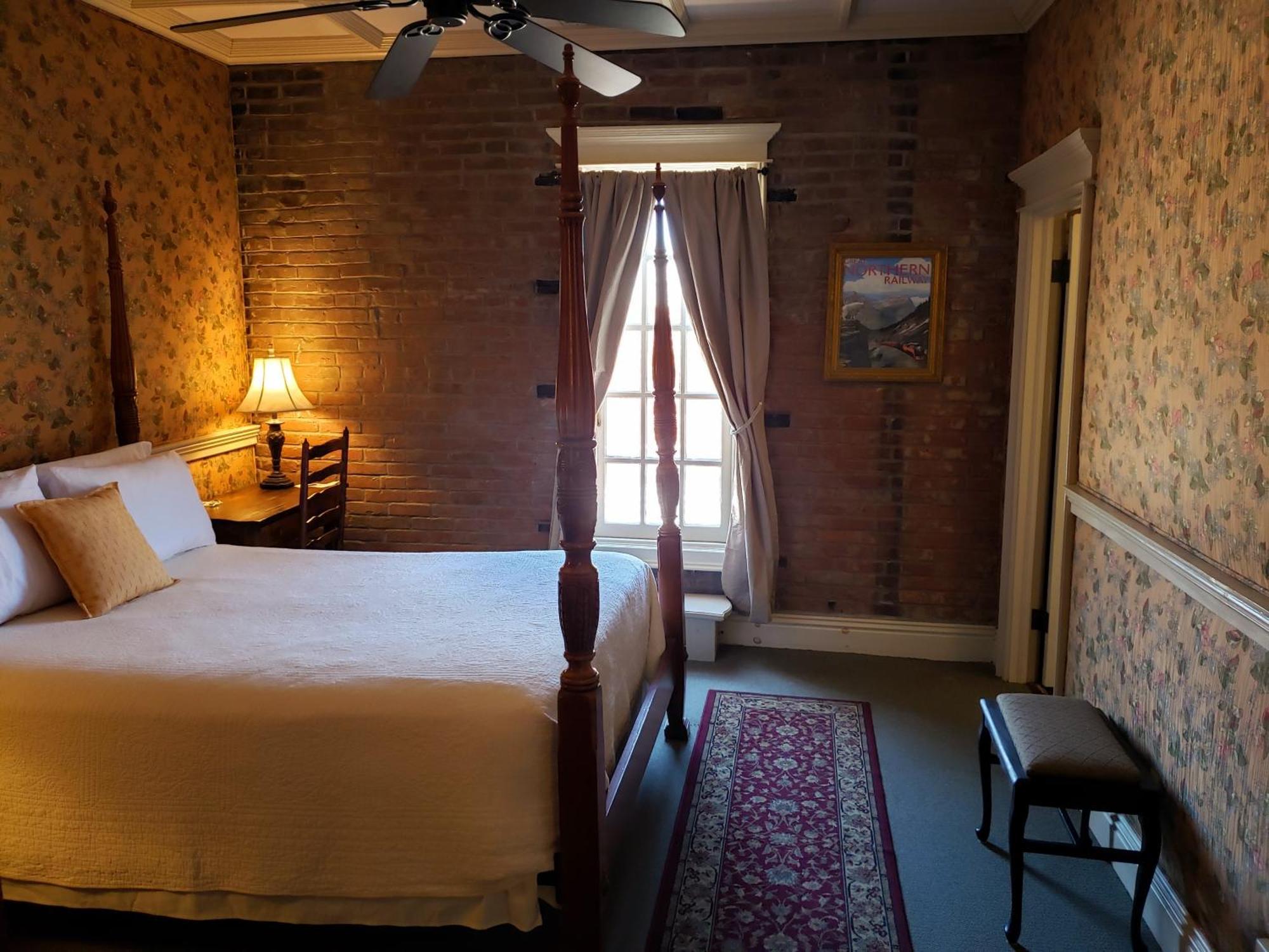 Iron Horse Hotel Blackwater Buitenkant foto